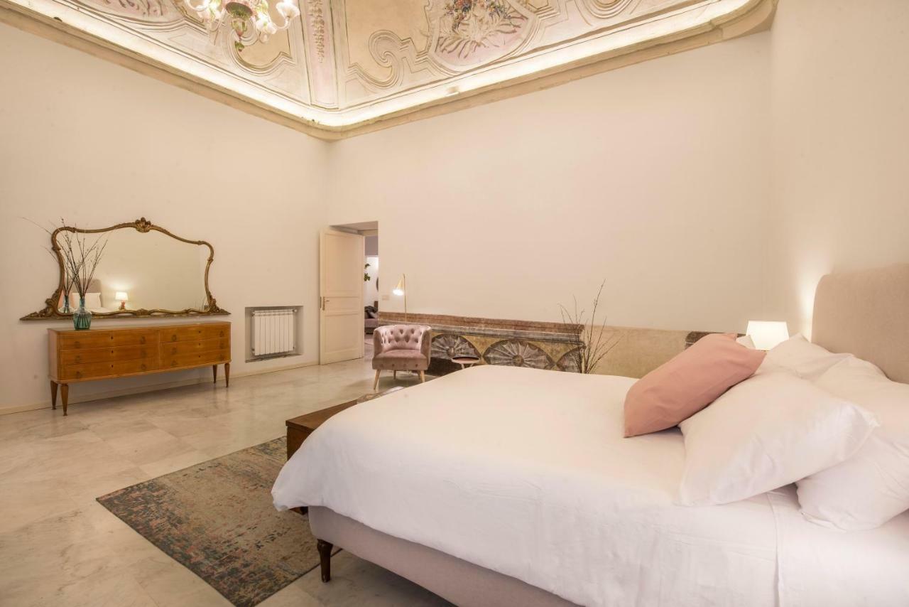 Apartment Casa Degli Affreschi A Palazzo Lungarini *